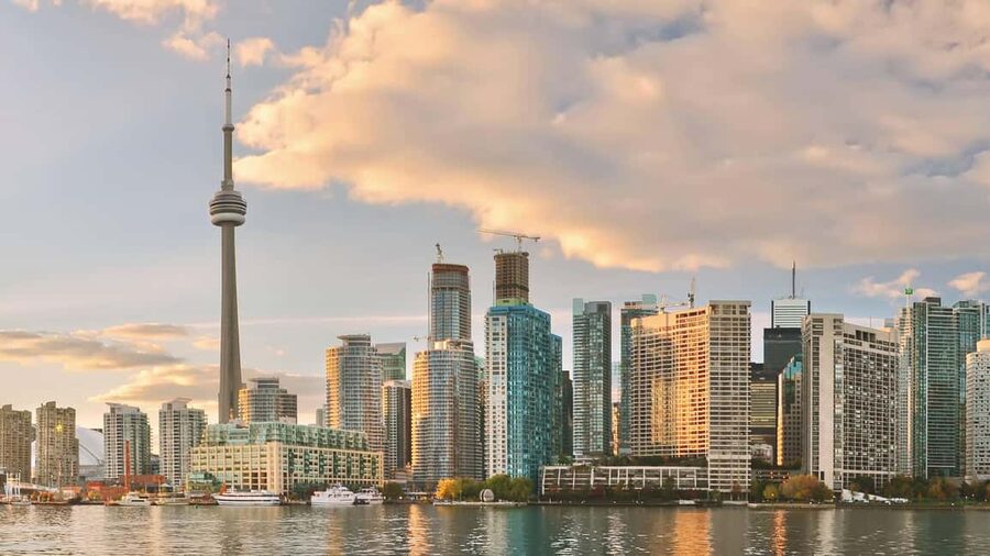 Montreal: 3-Day Toronto, Niagara Falls, Thousand Islands - Toronto in Tight Windows: CN Tower, Ripley’s Aquarium, and Casa Loma Vibes