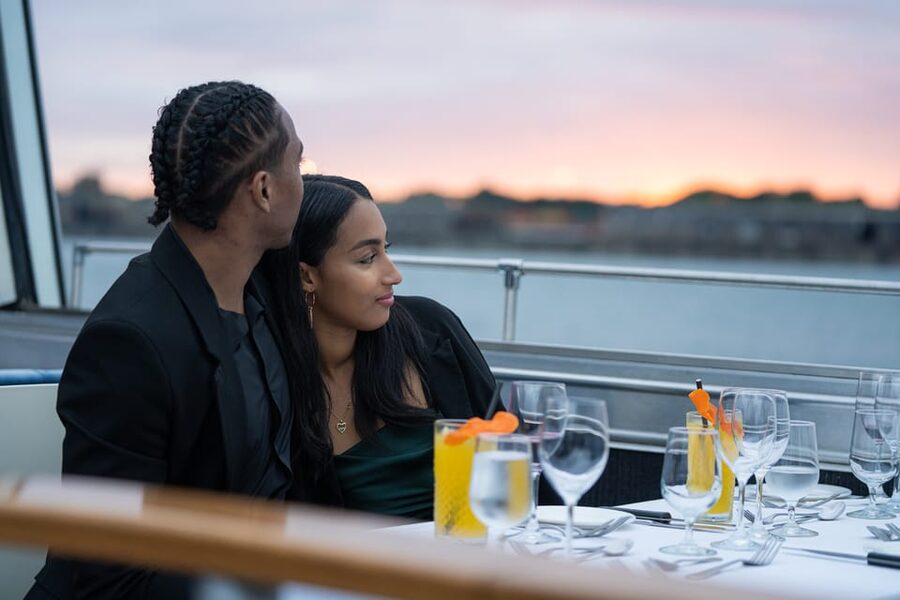 Montreal: Bateau-Mouche Cruise with A La Carte Dinner Option - Price and value: what you actually pay for