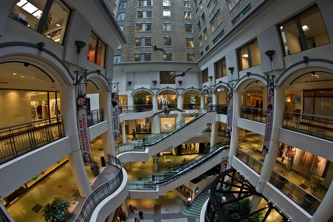 Montréal Downtown and Underground City Private Walking Tour - The Underground City Part: How to Understand It Instead of Getting Lost