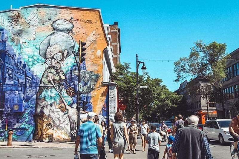 Montreal: Essential Neighborhoods Walking Tour + Basilica - Old Montréal Streets: How You Get Context Without Feeling Lectured