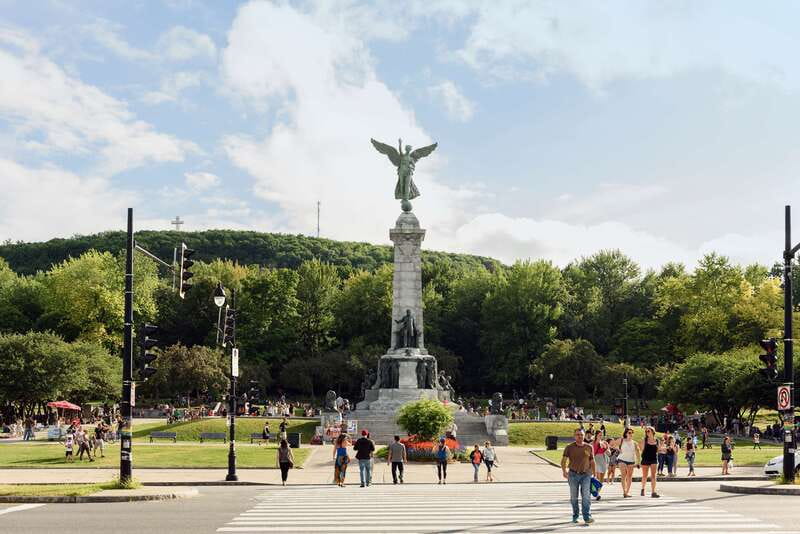 Montreal: Guided Bike Tour of City, Old Port & Plateau - The optional Mile End extension and the bagel stop that anchors it