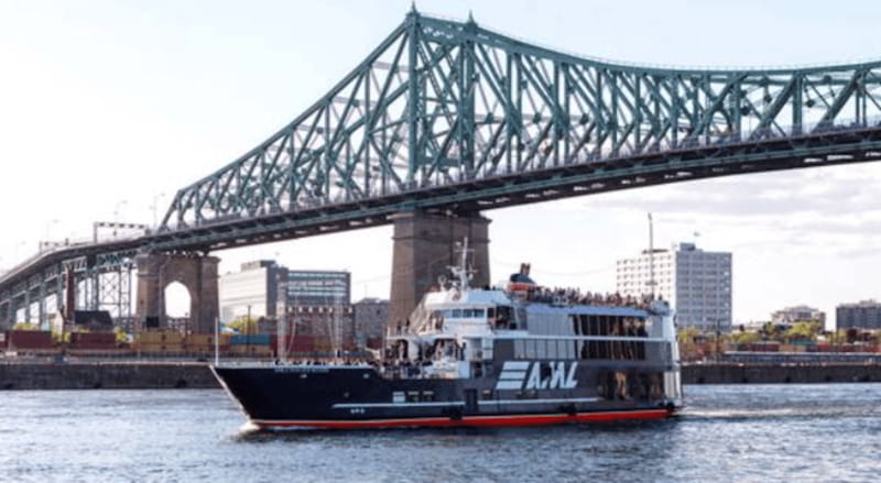 Montréal: Guided Sightseeing River Cruise - Olympic Stadium area: why sports architecture looks better from water