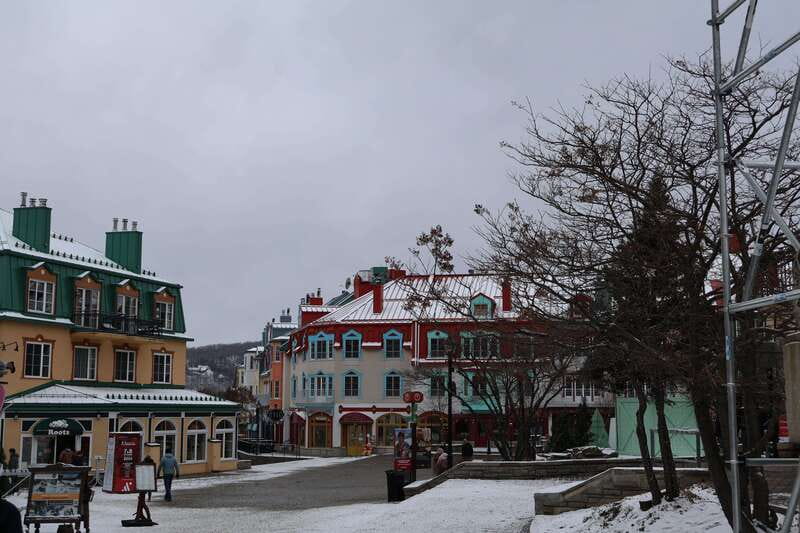 Montreal: Guided tour of the Laurentides Mont Tremblant - Pedestrian village time: wander freely, then reset by the lake