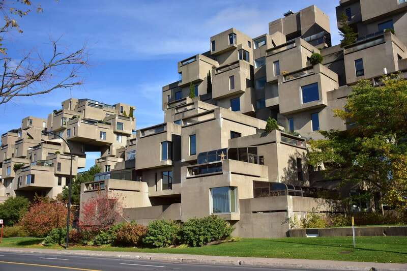 Montreal: Half-Day City Tour - Transportation quality, group size, and why the van matters