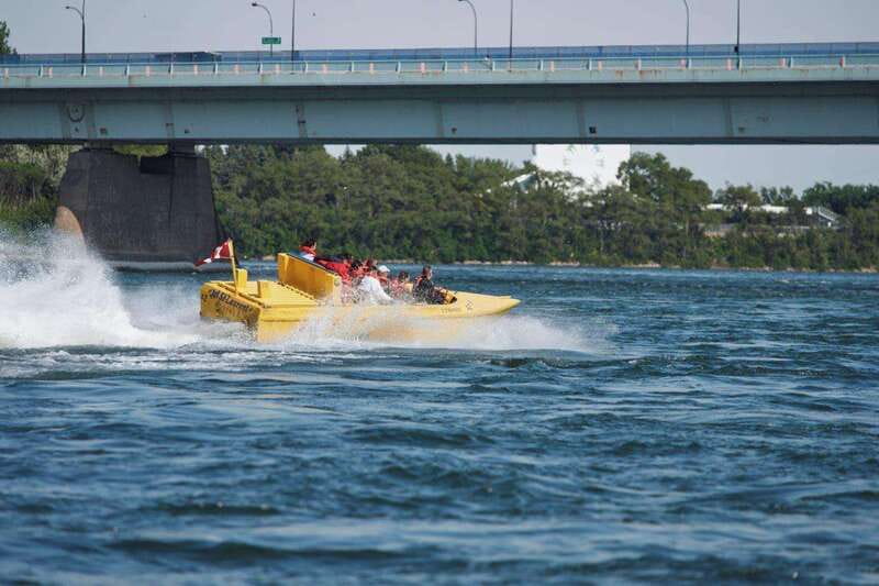 Montreal: Jet Boating on the Lachine Rapids - The route you will ride: from the St. Lawrence sights to the rapids action