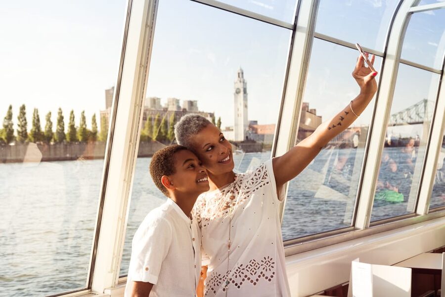 Montreal: Le Bateau-Mouche St. Lawrence Sightseeing Cruise - Timing tips, especially if it is hot or loud