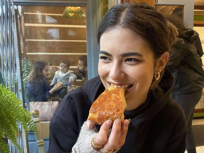 Montréal: Mile End Foodie Tour with Tasting - Street art, architecture, and why the walk matters