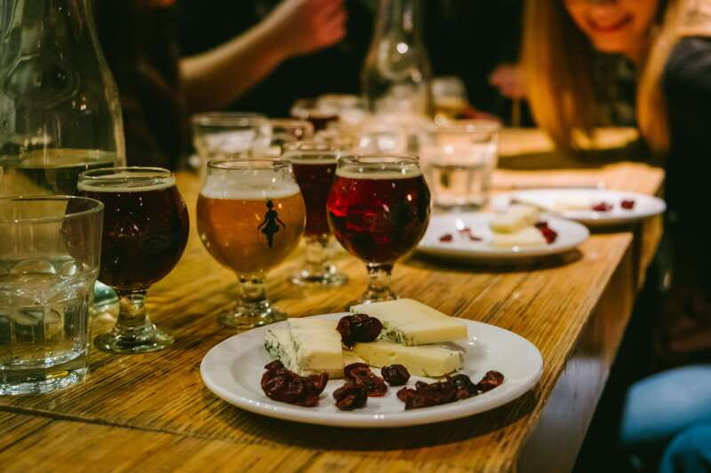 Montreal Old Port: Craft Brewery and Beer Tasting Tour - Meeting at BreWskey Taproom, then tasting starts immediately