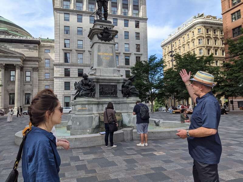 Montréal: Old Town Small Group Guided Walking Tour - Why This Old Montréal Walk Feels Semi-Private, Not Like a Crowd