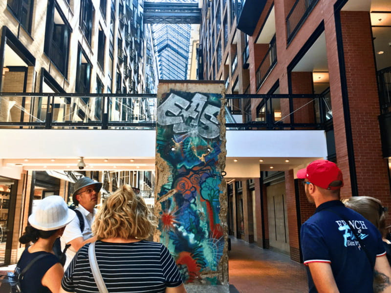 Montréal: Old Town Small Group Guided Walking Tour - Saint-Paul Street: The Walk Where Daily Life Becomes Part of the History