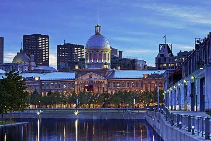 Montreal: Private Customizable Walking Tour of Old Montreal - Notre-Dame Basilica and City Hall Exteriors: Big Architecture, No Ticket Lines