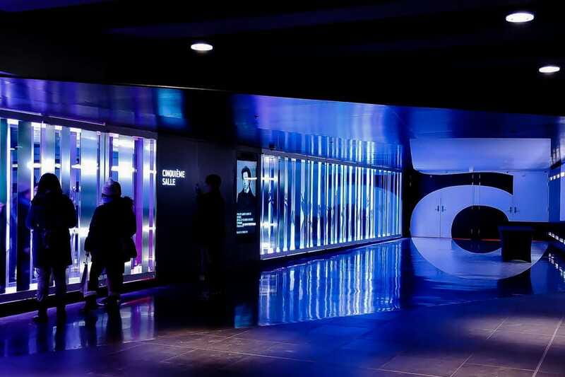 Montreal: RESO Underground City and Downtown Walking Tour - Stories that explain how Montreal became a city of tunnels