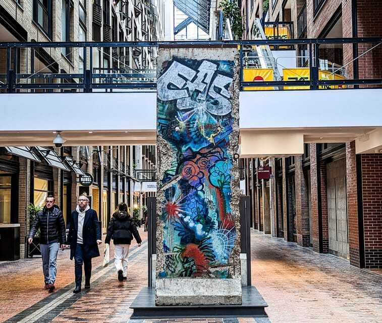 Montreal: RESO Underground City and Downtown Walking Tour - Who should book, and who might want a different plan