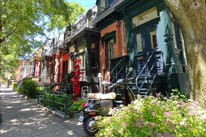 Montreal's Plateau Mont-Royal and Mile End Tour by MTL Detours - Bonus treats and food stops: what you should expect