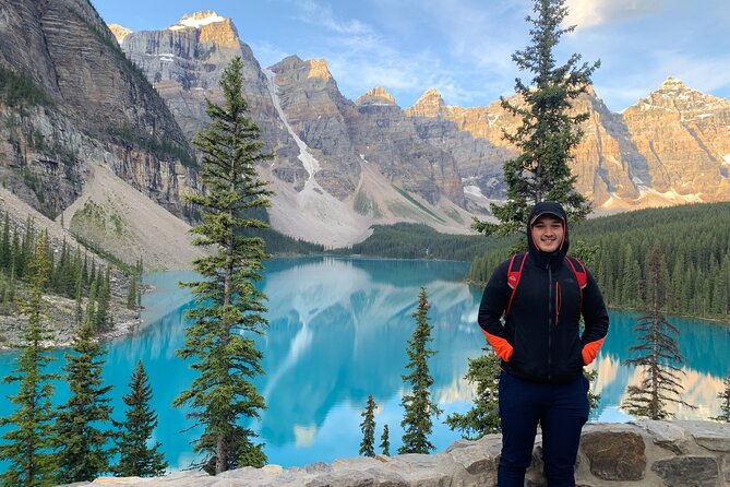Moraine Lake and Lake Louise Private Premium Day Tour - Private van to Moraine and Lake Louise: why this format works
