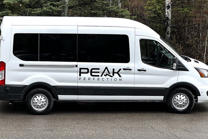 Moraine Lake and Lake Louise Private Premium Day Tour - Pickup in Banff and Canmore, and how to avoid the first headache