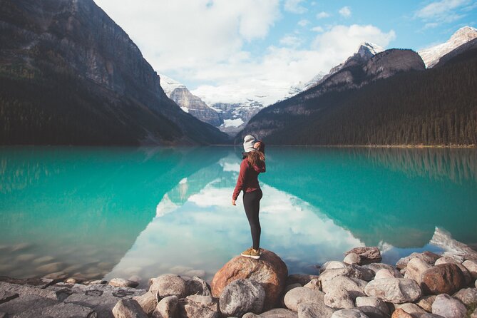 Moraine Lake & Lake Louise Sunset & Wildlife Adventure - Stop 3: Bow Valley Parkway at dusk (wildlife odds rise when light drops)