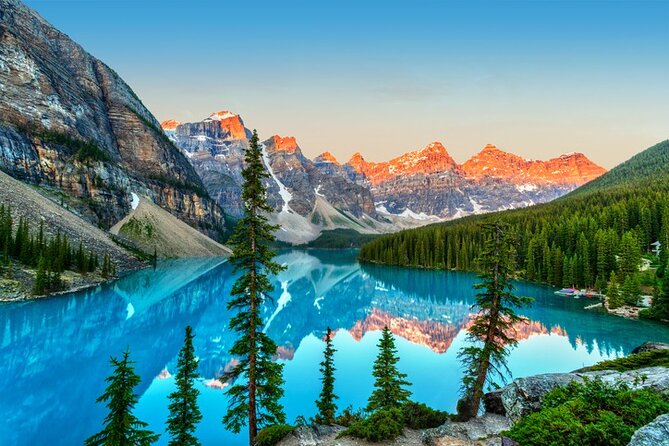 Moraine Lake Sunrise 3-Hour Tour from Canmore/Banff - Rockpile guidance: the photo spot that saves you time