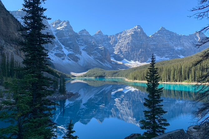 Moraine Lake Sunrise or Daytime shared tour w/ Lake Louise option - Banff insider tips: why the guide changes the value