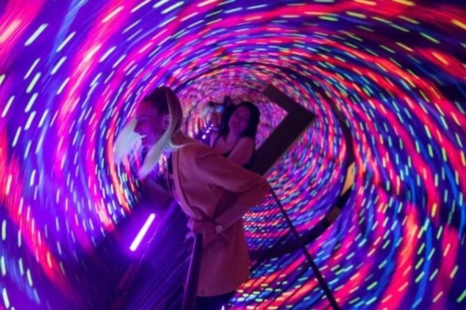 Museum of Illusions Admission in Toronto - Should you book Museum of Illusions Toronto?