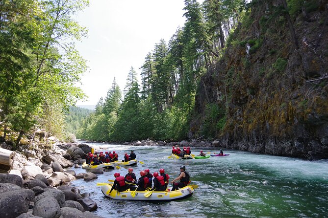 Nahatlatch River Rafting - 24 Amazing Rapids - Guides, raft team size, and how close support works on fast water