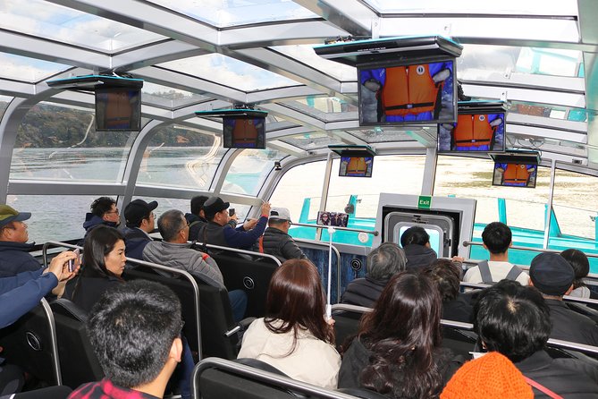 Niagara CANADA, Domed (Dry) Jet Boat Tour - Live On-Board Commentary and Camera-Friendly Views