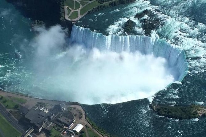 Niagara Falls All-Inclusive Guided Day Tour From Toronto - Starting At 20 Bay St. and Staying On Schedule