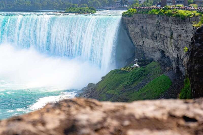 Niagara Falls: Boat Trip & Journey Behind the Falls Tour - What to pack and what to expect in real weather