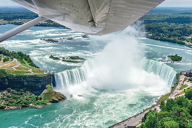 Niagara Falls Breathtaking Aerial Tour on Plane with iflyTOTO - The 24-minute aerial flight: the Niagara Falls stop that drives everything