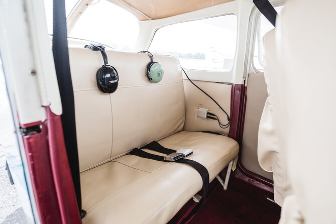 Niagara Falls Breathtaking Aerial Tour on Plane with iflyTOTO - Photo angles and seat advice for a small-plane flight