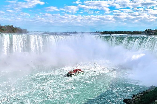 Niagara Falls Canada 3-Hour Tour w/Boat & Behind the Falls - Price and value: what $147.58 buys you