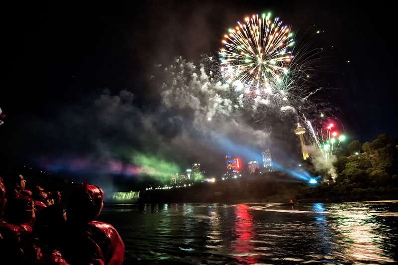 Niagara Falls, Canada: Evening Fireworks Cruise - Who this Niagara Falls night fireworks cruise is best for