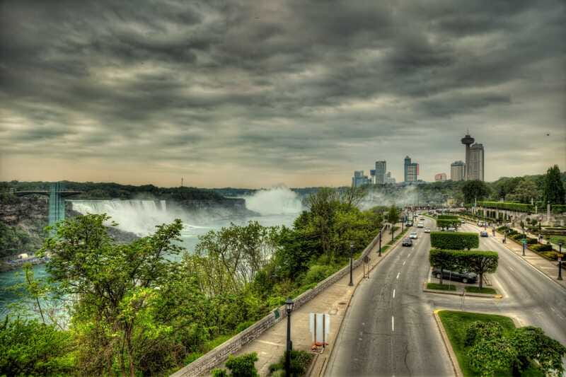 Niagara Falls, Canada: Full-Day Private Winery Tour - Grapes and Drink Choices You’ll Want to Think About