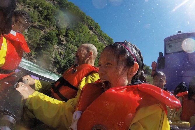 Niagara Falls Canada Open-Top (Wet) Jet Boat Tour - Safety Briefing, Height Rules, and How to Be Comfortable