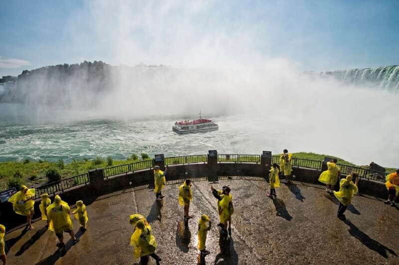 Niagara Falls, Canada: Sightseeing Tour with Boat Ride - Key highlights worth your time