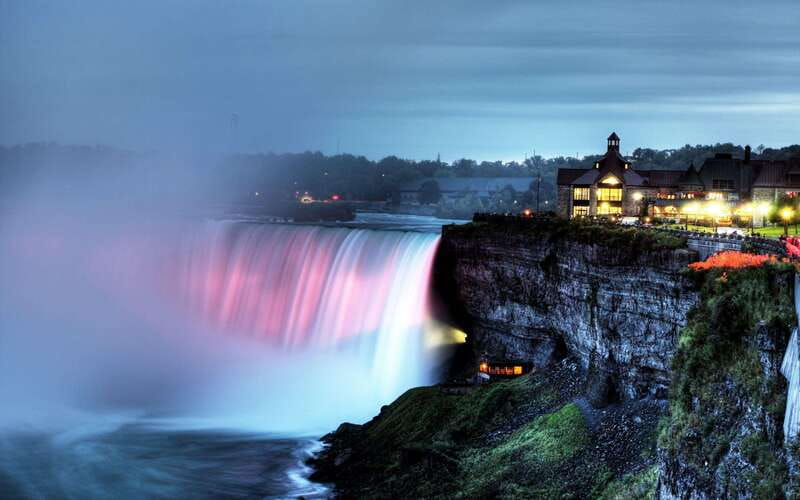 Niagara Falls, Canada: Sightseeing Tour with Boat Ride - Stop timing and the “photo stop” window you should use
