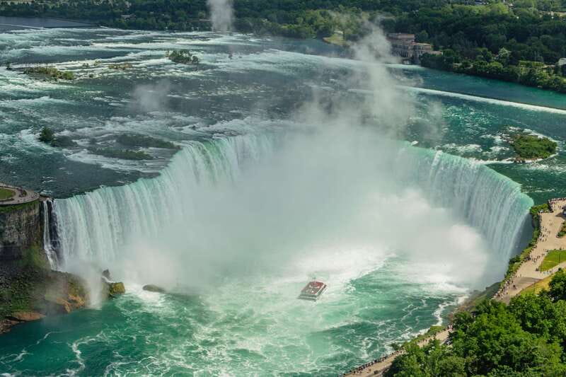 Niagara Falls, Canada: Skylon Tower Observation Deck Ticket - Eating at Skylon: the Revolving Dining Room and Summit Suite Buffet