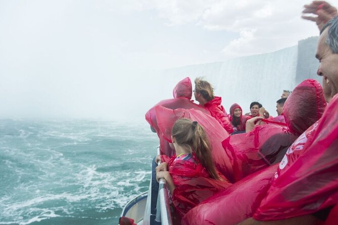 Niagara Falls Canada Walking Tour With Boat Cruise - Who This Tour Fits Best (And Who Might Prefer Another Plan)