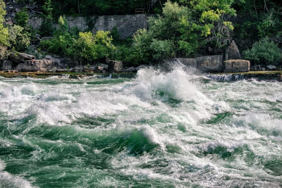 Niagara Falls, Canada: White Water Walk Entry Ticket - Photo and viewing strategy along the boardwalk