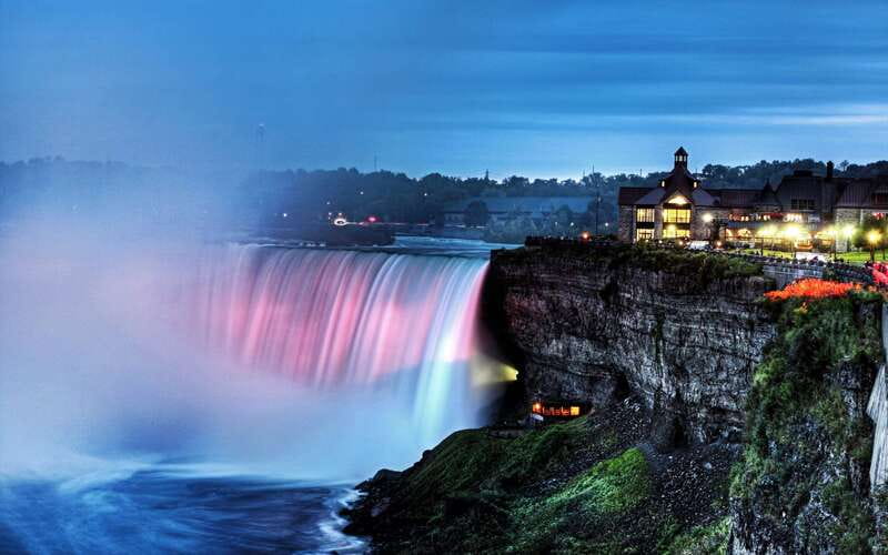 Niagara Falls: Day & Night Tour with Boat Ride and Dinner - Four Ways to See Niagara, Packed Into 7 Hours