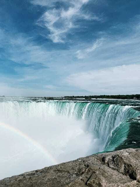 Niagara Falls: Day Tour with Boat & Journey Behind the Falls - The Clinton Hills stop: a short additional stop