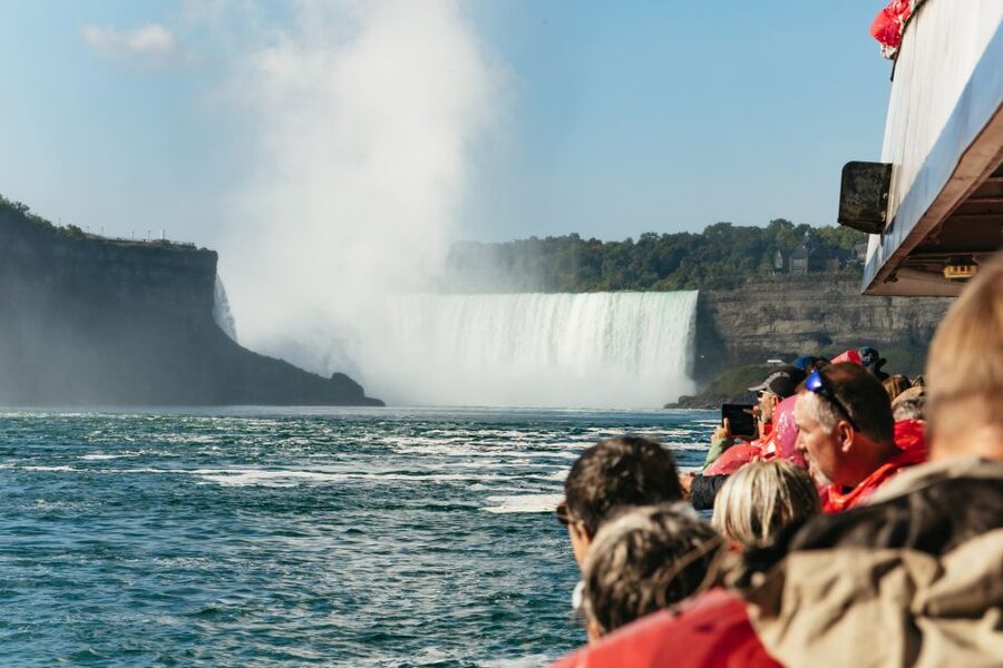 Niagara Falls: Early Access Boat & Journey Behind the Falls - What the 3-hour pace really feels like