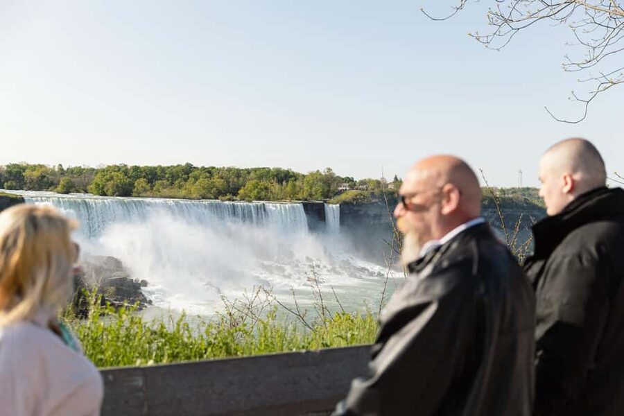 Niagara Falls: Early Access Boat & Journey Behind the Falls - Price and value: what $114 buys you