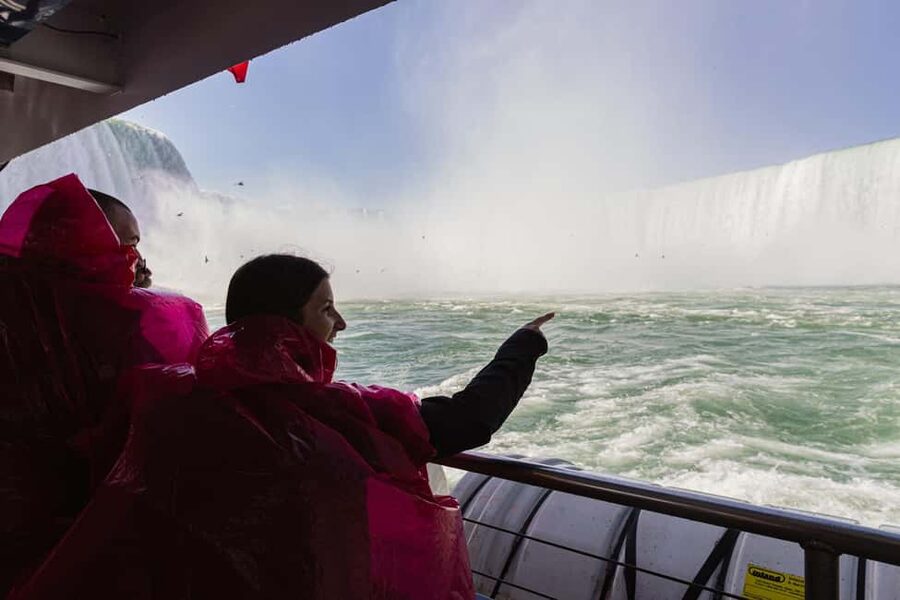 Niagara Falls: Early Access Boat & Journey Behind the Falls - The first elevator ride down into the gorge