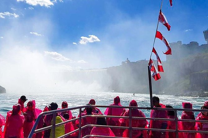 Niagara Falls, Niagara-on-the-Lake, Boat Tour from Toronto - The Toronto morning start: York St at 8:30