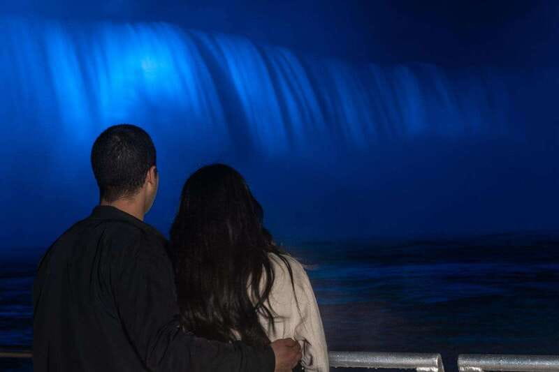 Niagara Falls: Night Tour w/ 3 Course Dinner & Light Show - Price and logistics: value, small group pace, and comfort