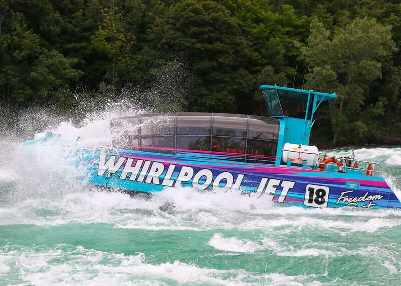 Niagara Falls, ON: Jet Boat Tour on Niagara River - The 45-minute flow: check-in, life jackets, and your safety briefing