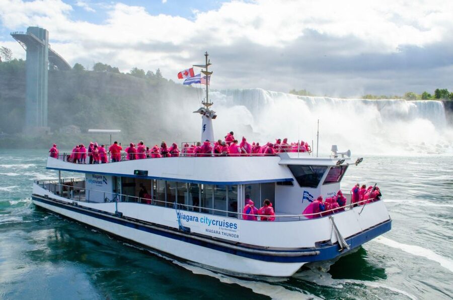 Niagara Falls Scenic Day Tour from Toronto Airport Pickup - Key points that make this Niagara day trip work