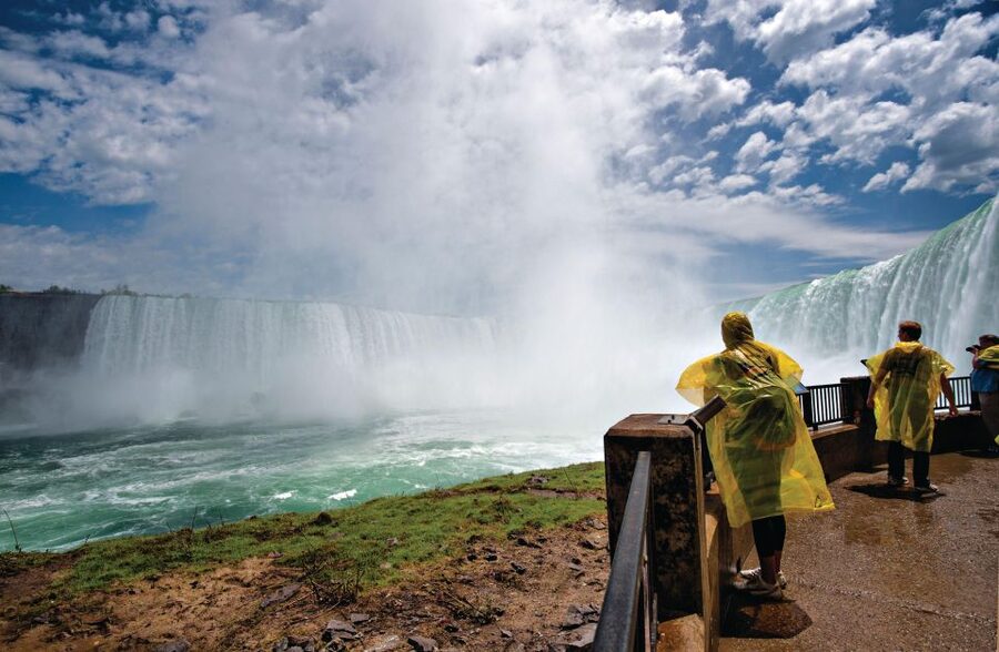 Niagara Falls Scenic Day Tour from Toronto Airport Pickup - The first big moment: 3 hours of Falls time from the Canadian side