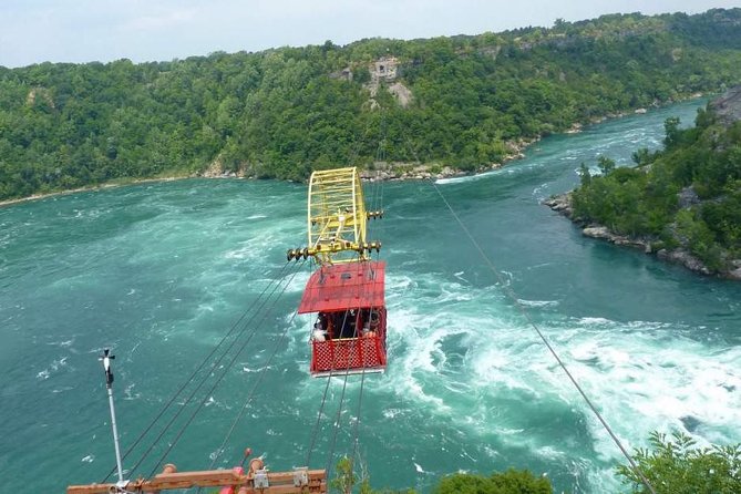 Niagara Falls Sightseeing Day Tour from Toronto with Boat Cruise - Stop 2: Table Rock Welcome Centre for close-up Horseshoe Falls photos